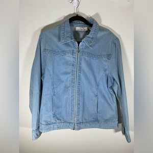 C.D. Sport 90’s Style Denim Jacket Size L‎